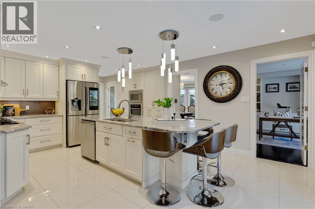 585 Wingrove Court, Waterloo, Ontario  N2T 2C1 - Photo 13 - 40806268