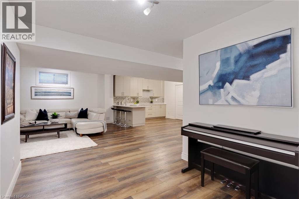 585 Wingrove Court, Waterloo, Ontario  N2T 2C1 - Photo 31 - 40806268