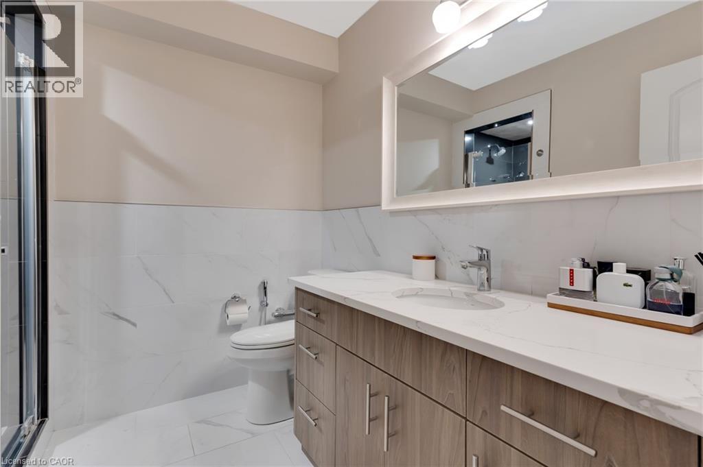 585 Wingrove Court, Waterloo, Ontario  N2T 2C1 - Photo 37 - 40806268