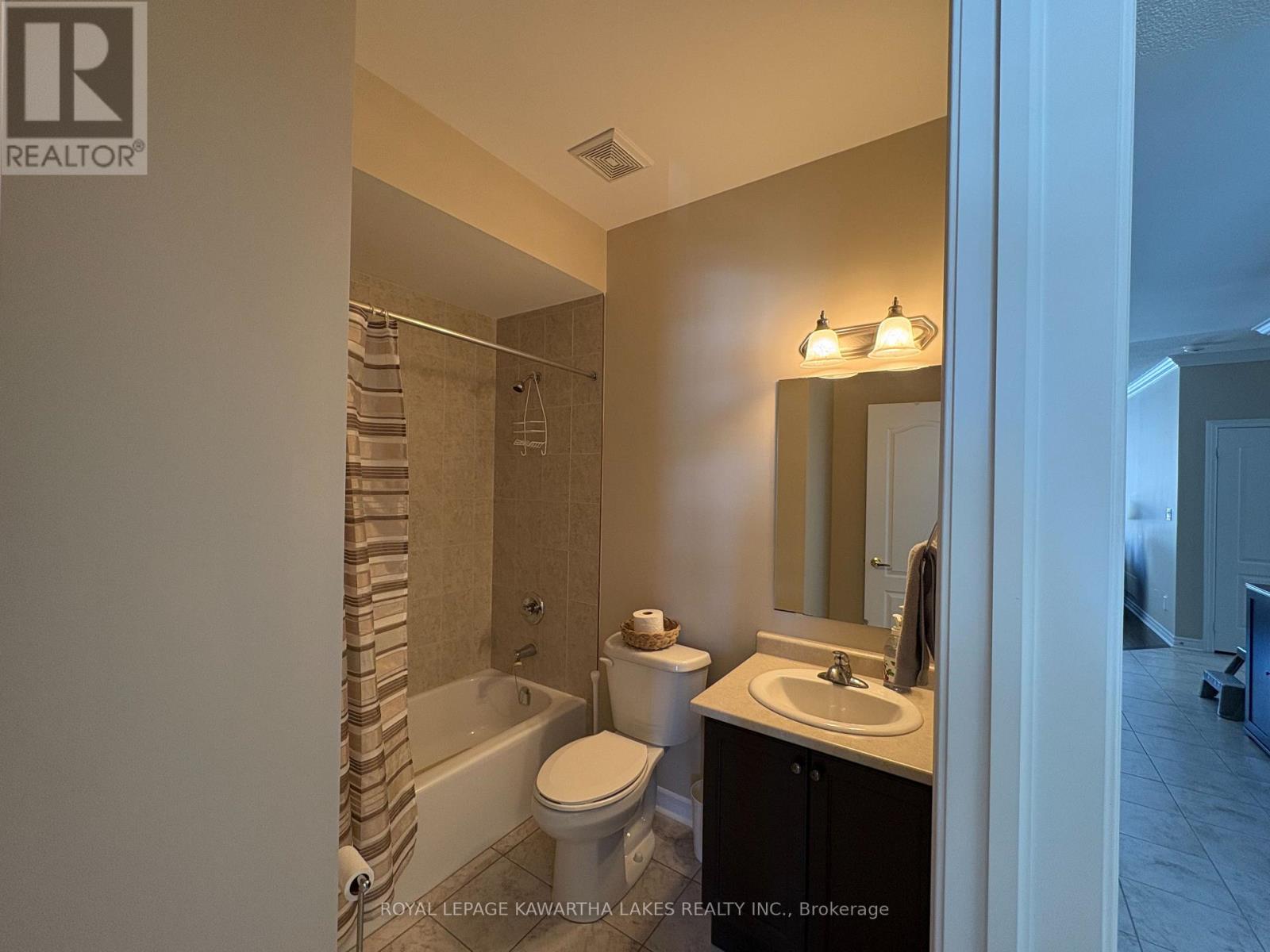 4 Maguire Street, Kawartha Lakes, Ontario  K9V 0L4 - Photo 12 - X12850514