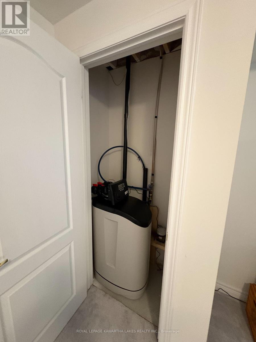 4 Maguire Street, Kawartha Lakes, Ontario  K9V 0L4 - Photo 37 - X12850514