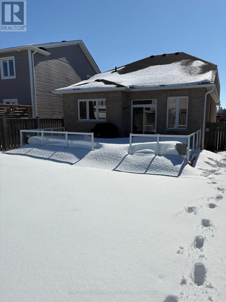 4 Maguire Street, Kawartha Lakes, Ontario  K9V 0L4 - Photo 4 - X12850514