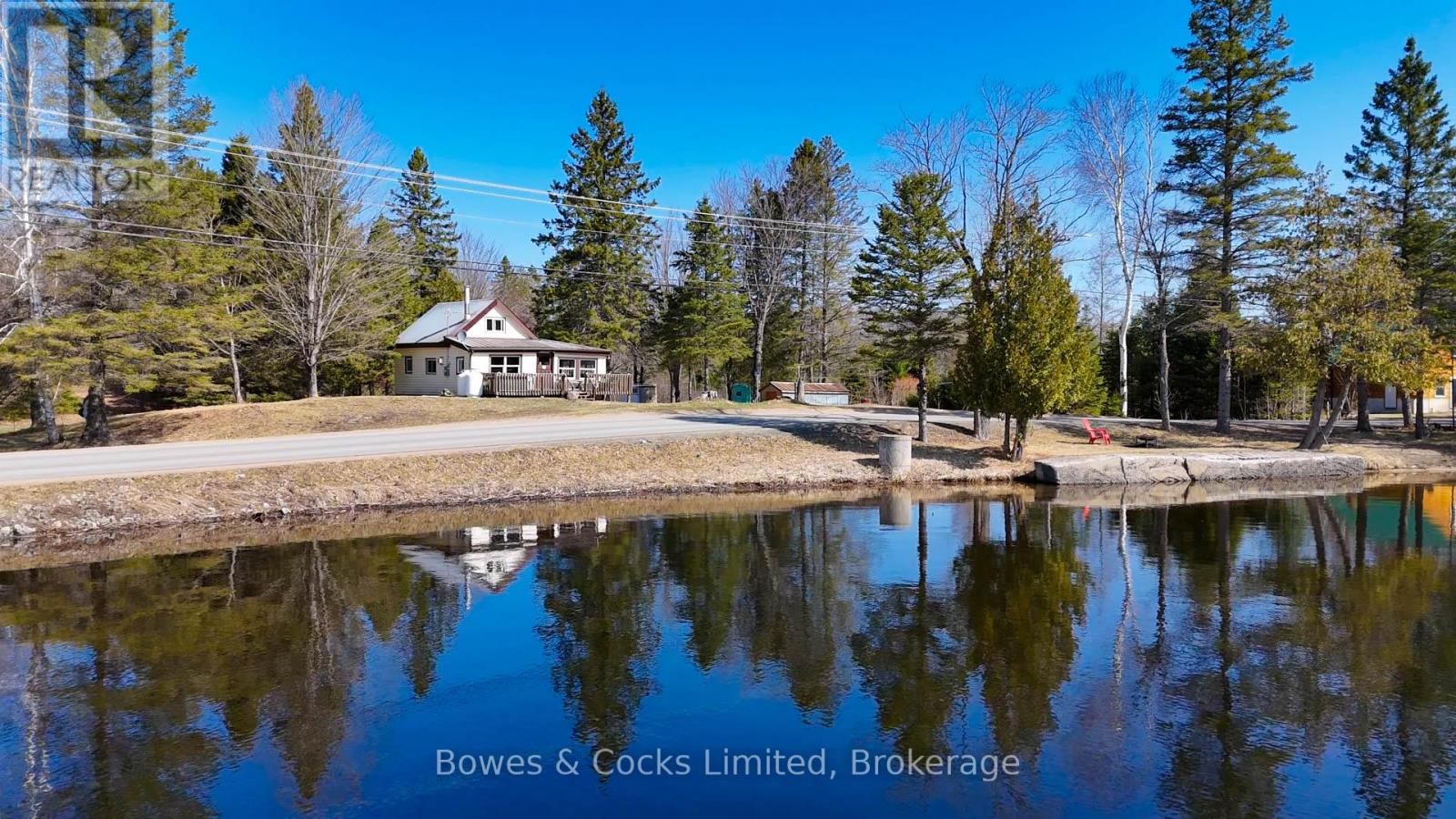 348 STEENBURG LAKE ROAD N, Limerick, Ontario