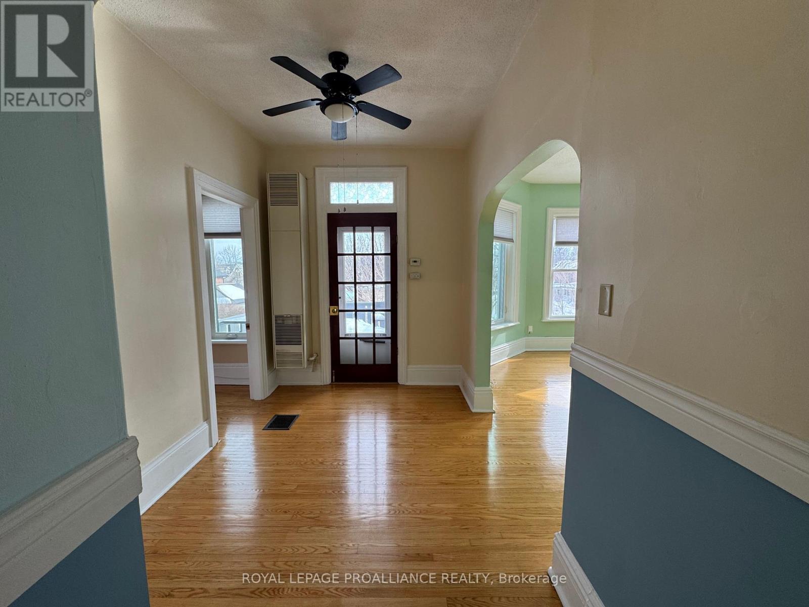 36 Sussex Street N, Kawartha Lakes, Ontario  K9V 3N7 - Photo 13 - X12850542