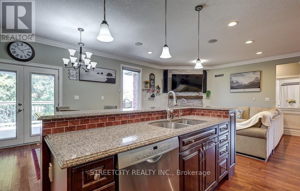 1 Mcgregor Court, St. Thomas, Ontario  N5P 4H7 - Photo 10 - X12850320