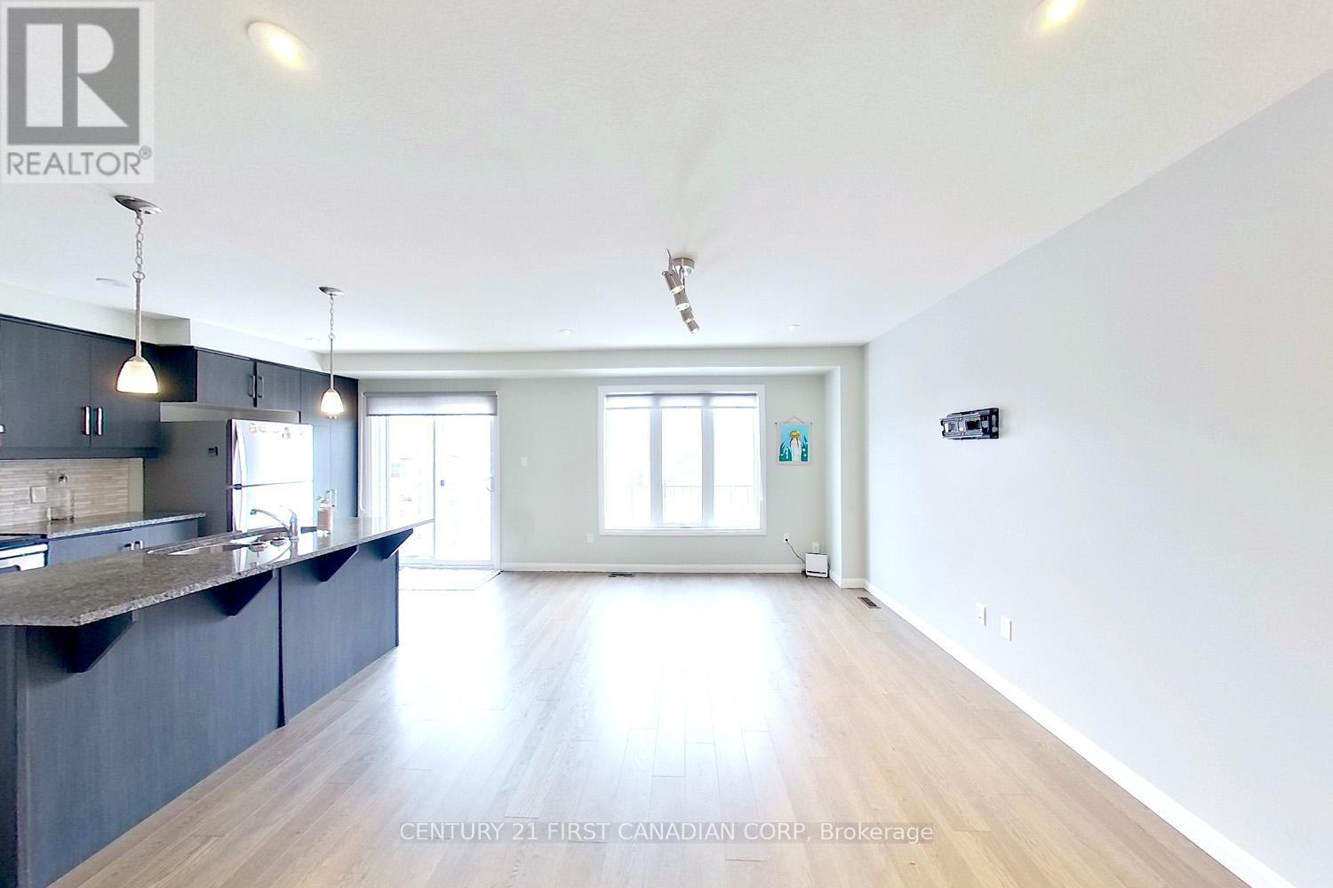 Photo 4 of 23 for 39 - 2031 Pennyroyal Street