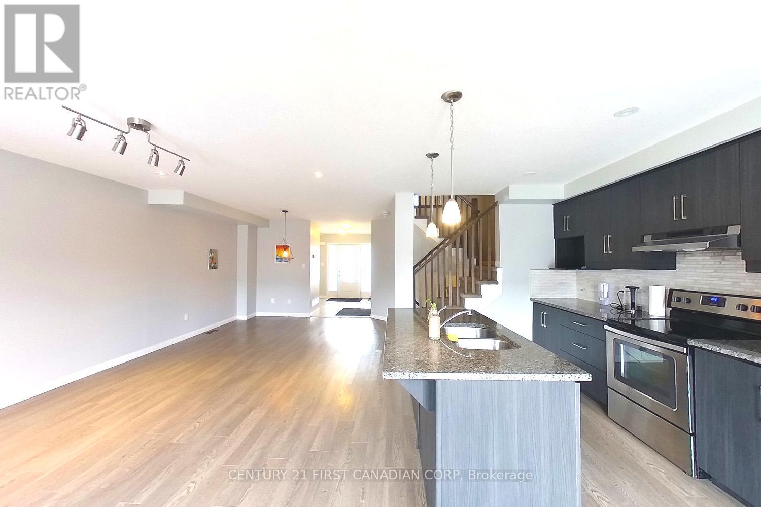 Photo 7 of 23 for 39 - 2031 Pennyroyal Street