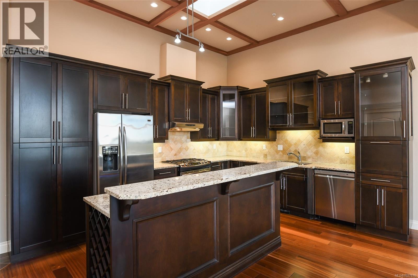 444 3666 Royal Vista Way, Courtenay, British Columbia  V9N 9X8 - Photo 7 - 1027876