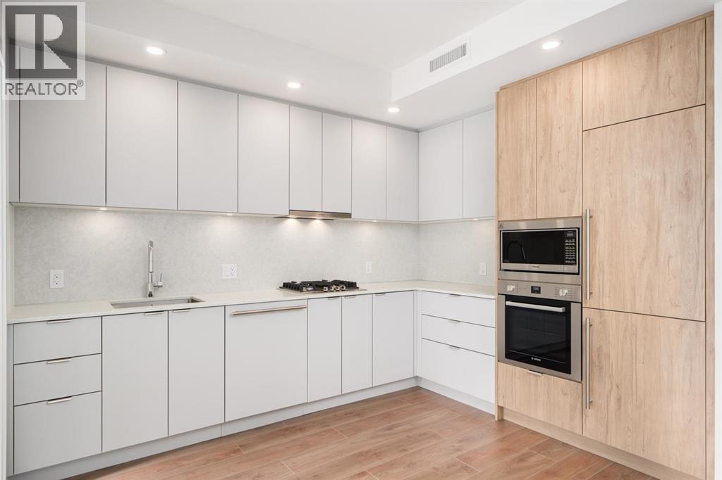 2203 537 Cottonwood Avenue, Coquitlam, British Columbia  V3J 0S4 - Photo 2 - R3089146