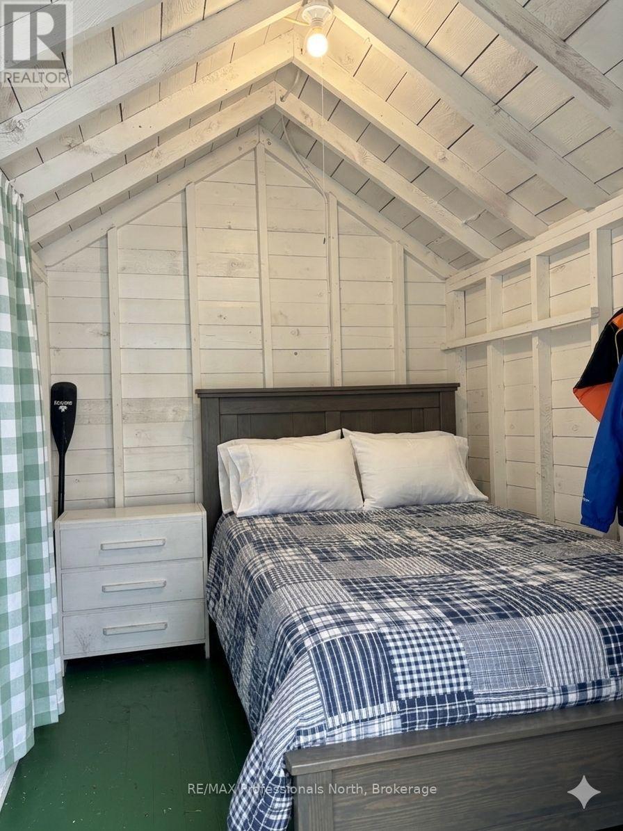 1005 Deacons Trail, Algonquin Highlands, Ontario  K0M 1J2 - Photo 14 - X12850446