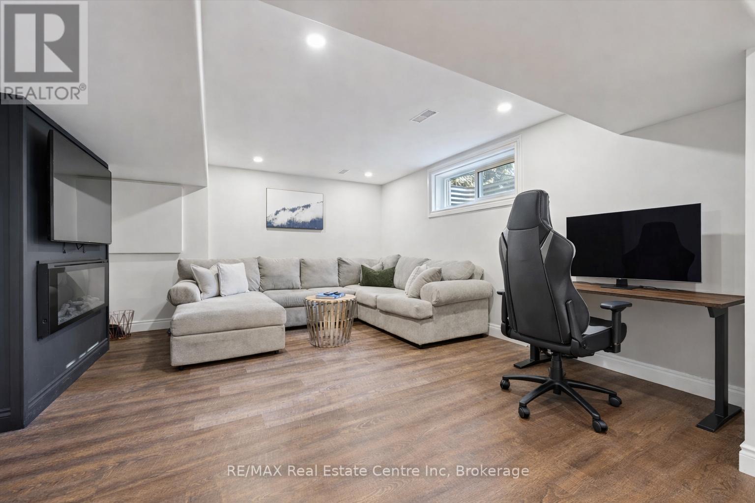 61 Gaw Crescent, Guelph, Ontario  N1L 1H9 - Photo 14 - X12850452