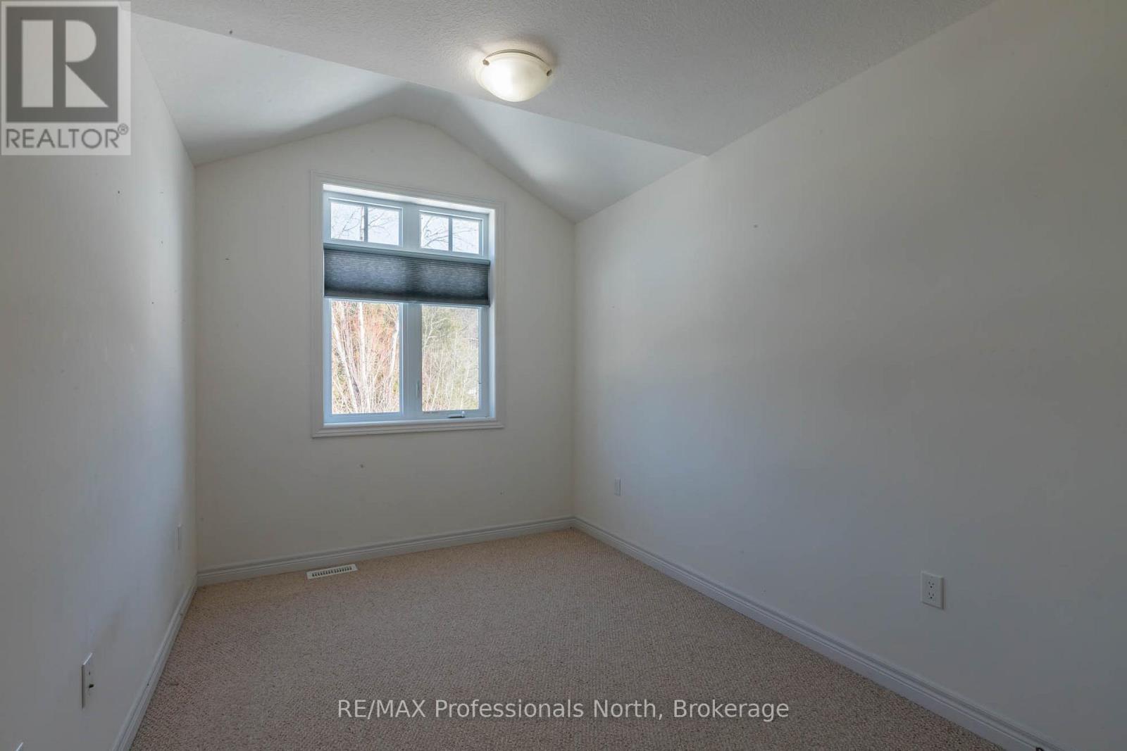 13 Brookside Crossing, Huntsville, Ontario  P1H 1C9 - Photo 25 - X12849626