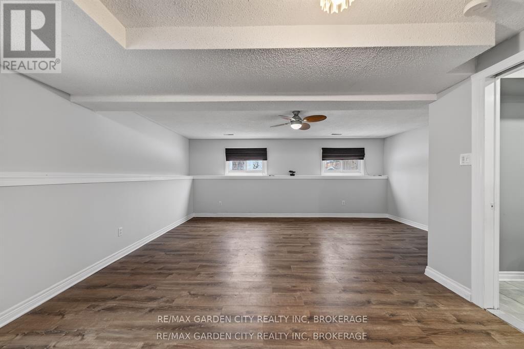 49 Autumn Place, St. Catharines, Ontario  L2P 3W6 - Photo 17 - X12850366