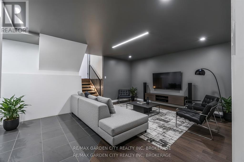 49 Autumn Place, St. Catharines, Ontario  L2P 3W6 - Photo 20 - X12850366