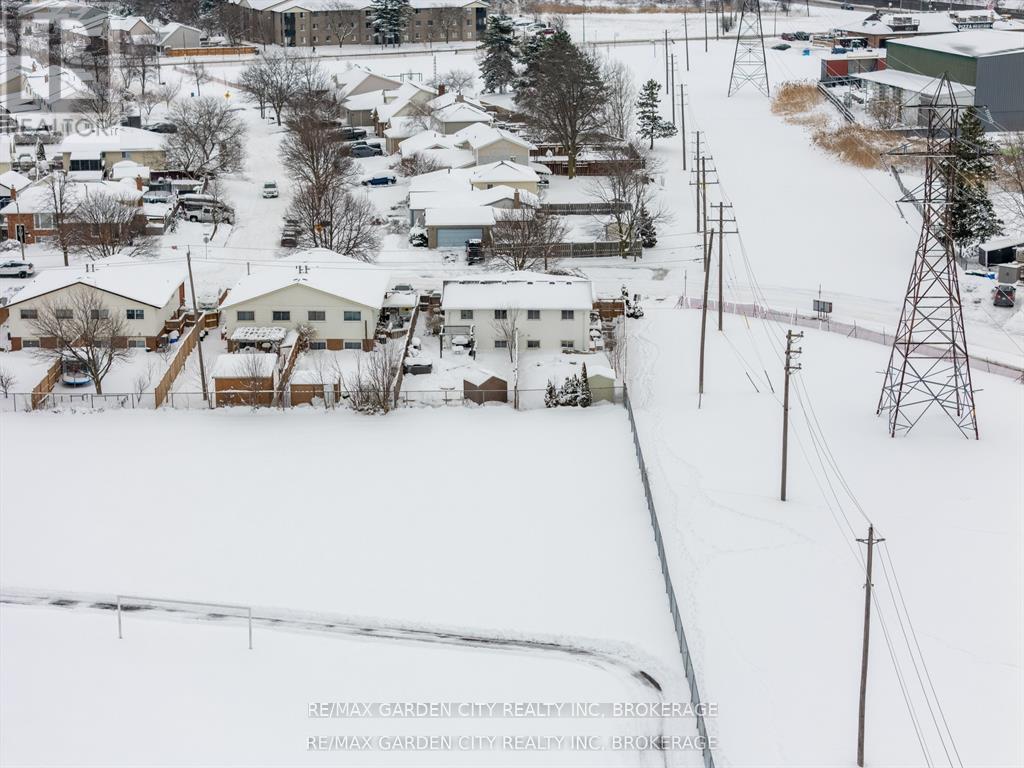 49 Autumn Place, St. Catharines, Ontario  L2P 3W6 - Photo 25 - X12850366