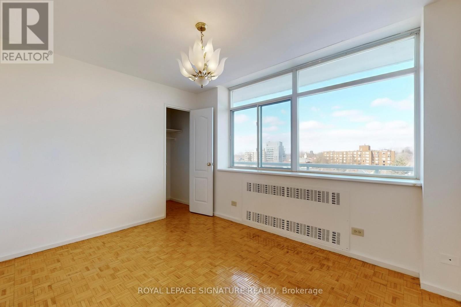 814 - 580 Christie Street, Toronto, Ontario  M6G 3E3 - Photo 11 - C12827012