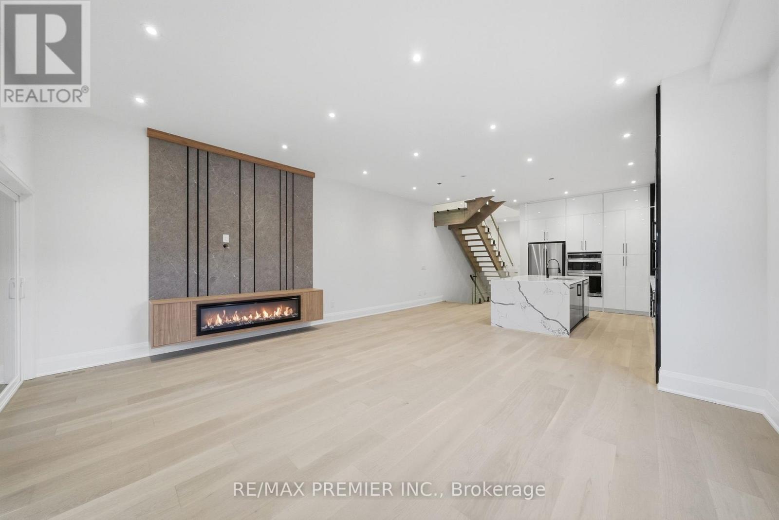 23b Maple Avenue N, Mississauga, Ontario  L5H 2S1 - Photo 15 - W12849620