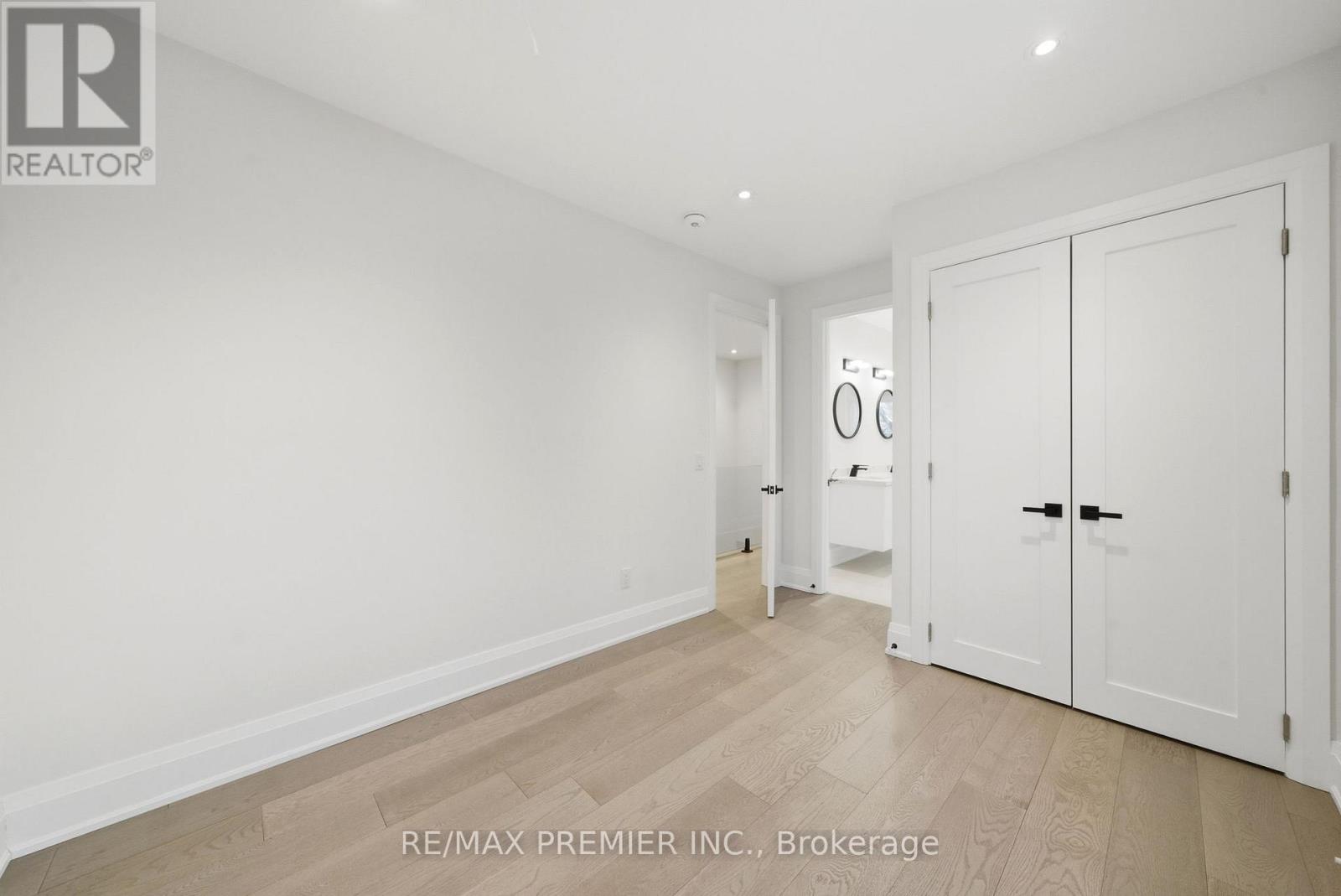 23b Maple Avenue N, Mississauga, Ontario  L5H 2S1 - Photo 27 - W12849620