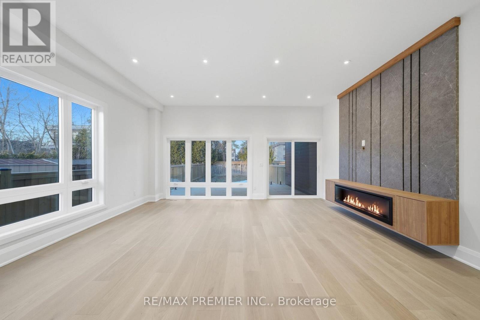 23b Maple Avenue N, Mississauga, Ontario  L5H 2S1 - Photo 14 - W12849620