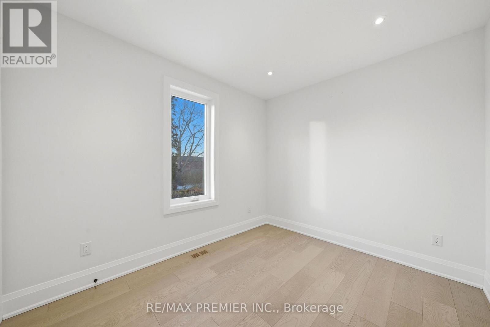 23b Maple Avenue N, Mississauga, Ontario  L5H 2S1 - Photo 26 - W12849620