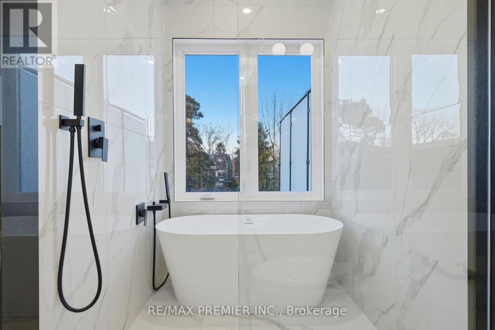 23b Maple Avenue N, Mississauga, Ontario  L5H 2S1 - Photo 33 - W12849620