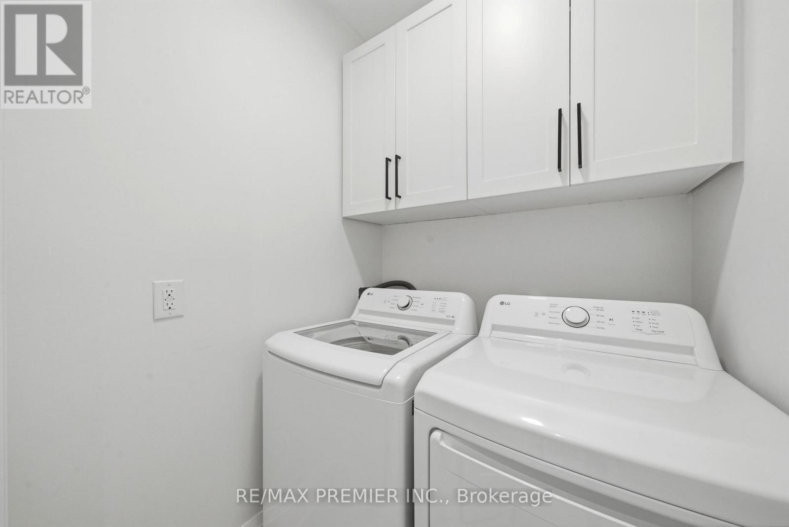 23b Maple Avenue N, Mississauga, Ontario  L5H 2S1 - Photo 28 - W12849620