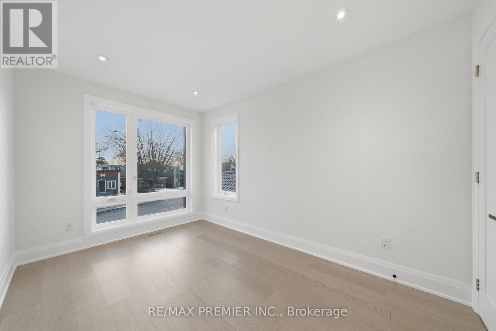 23b Maple Avenue N, Mississauga, Ontario  L5H 2S1 - Photo 22 - W12849620