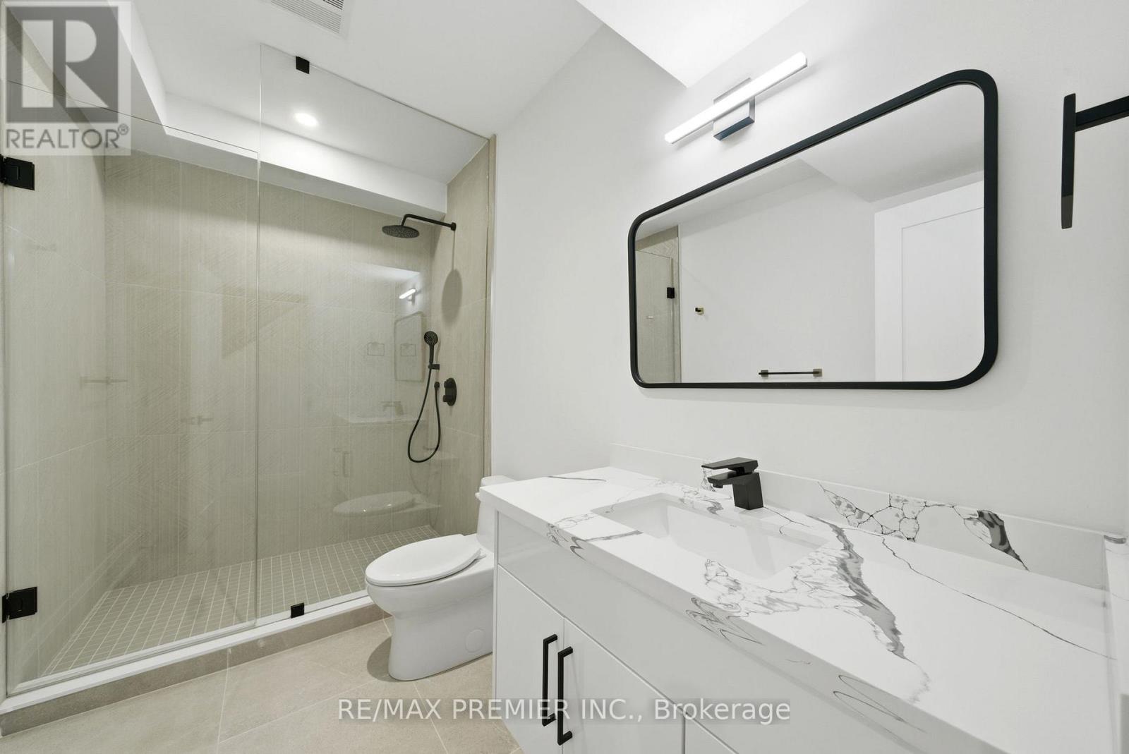 23b Maple Avenue N, Mississauga, Ontario  L5H 2S1 - Photo 36 - W12849620