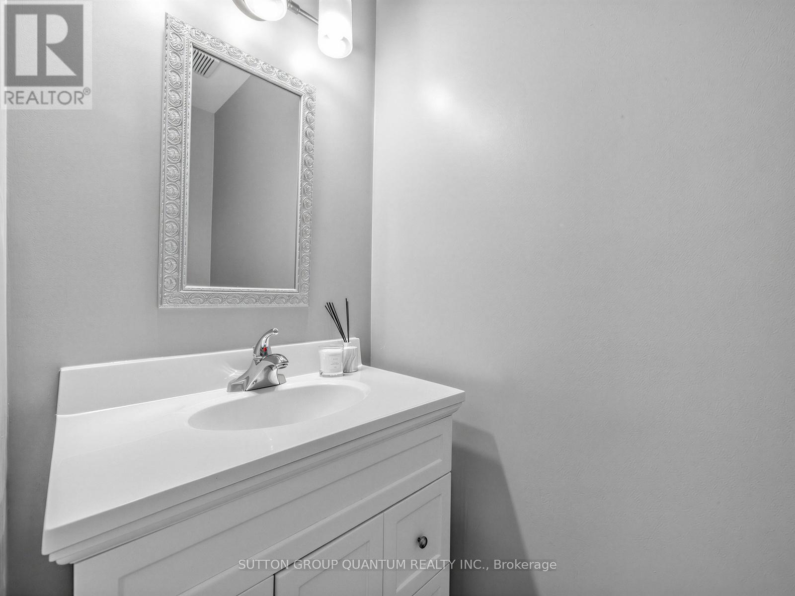 30 - 3665 Flamewood Drive, Mississauga, Ontario  L4Y 3P5 - Photo 30 - W12850270