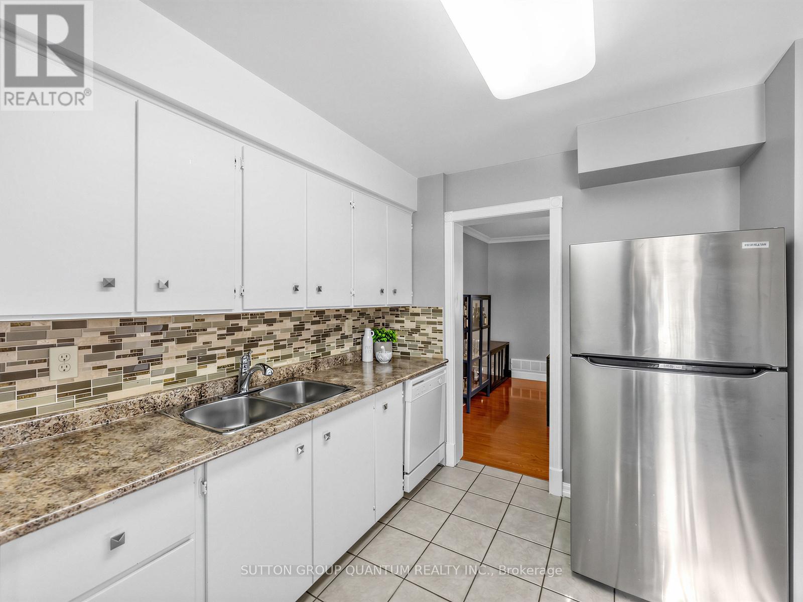 30 - 3665 Flamewood Drive, Mississauga, Ontario  L4Y 3P5 - Photo 19 - W12850270