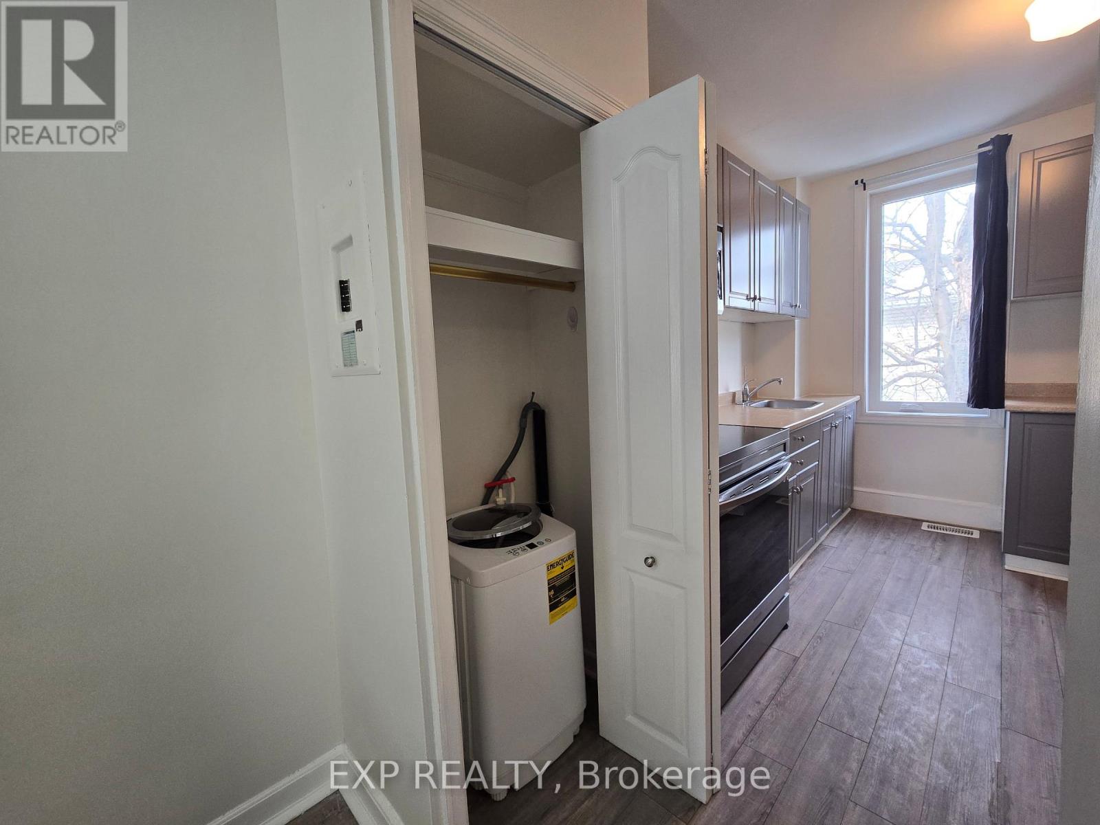 2 - 1055 Somerset Street, Ottawa, Ontario  K1Y 3C4 - Photo 11 - X12698210