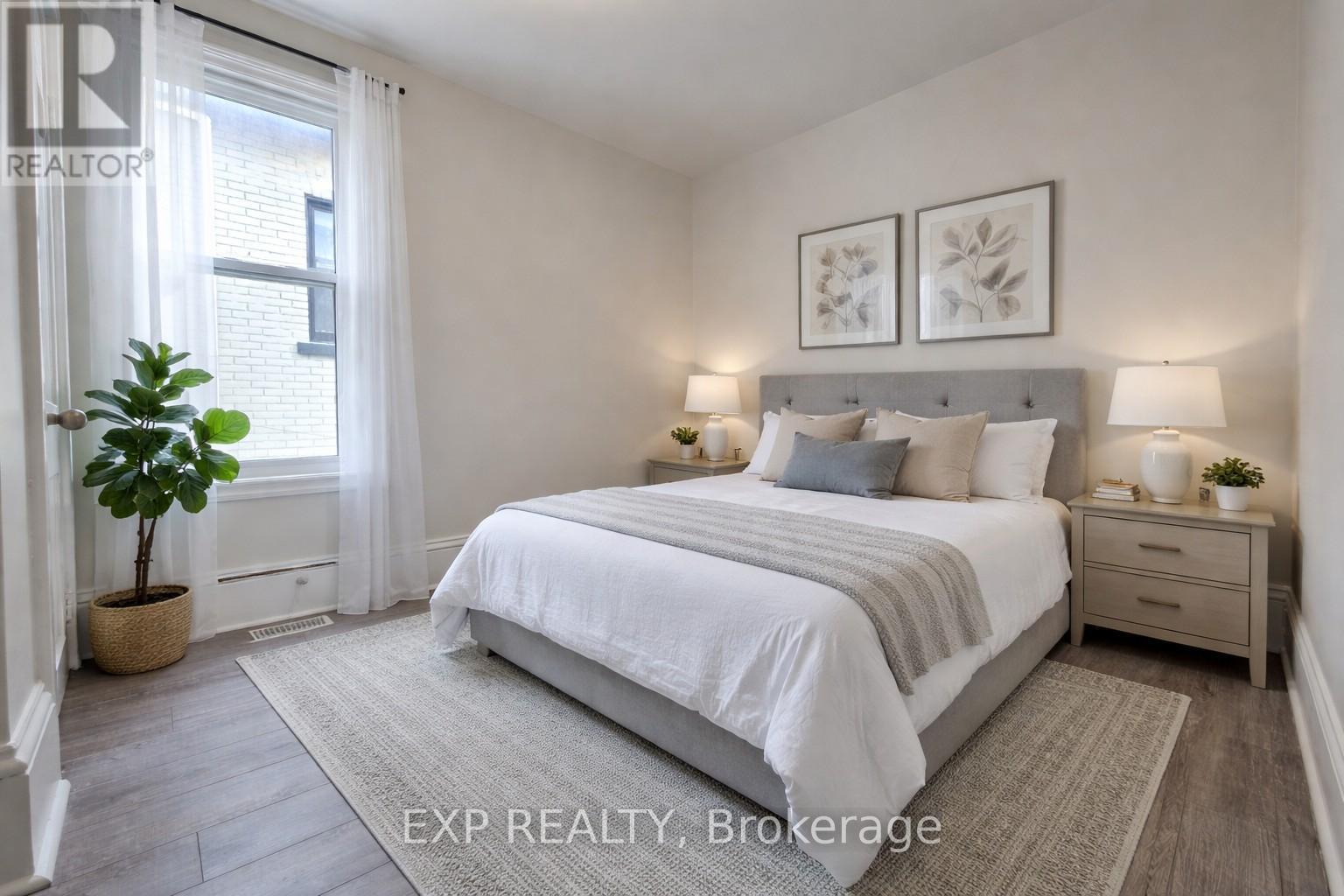 2 - 1055 Somerset Street, Ottawa, Ontario  K1Y 3C4 - Photo 4 - X12698210