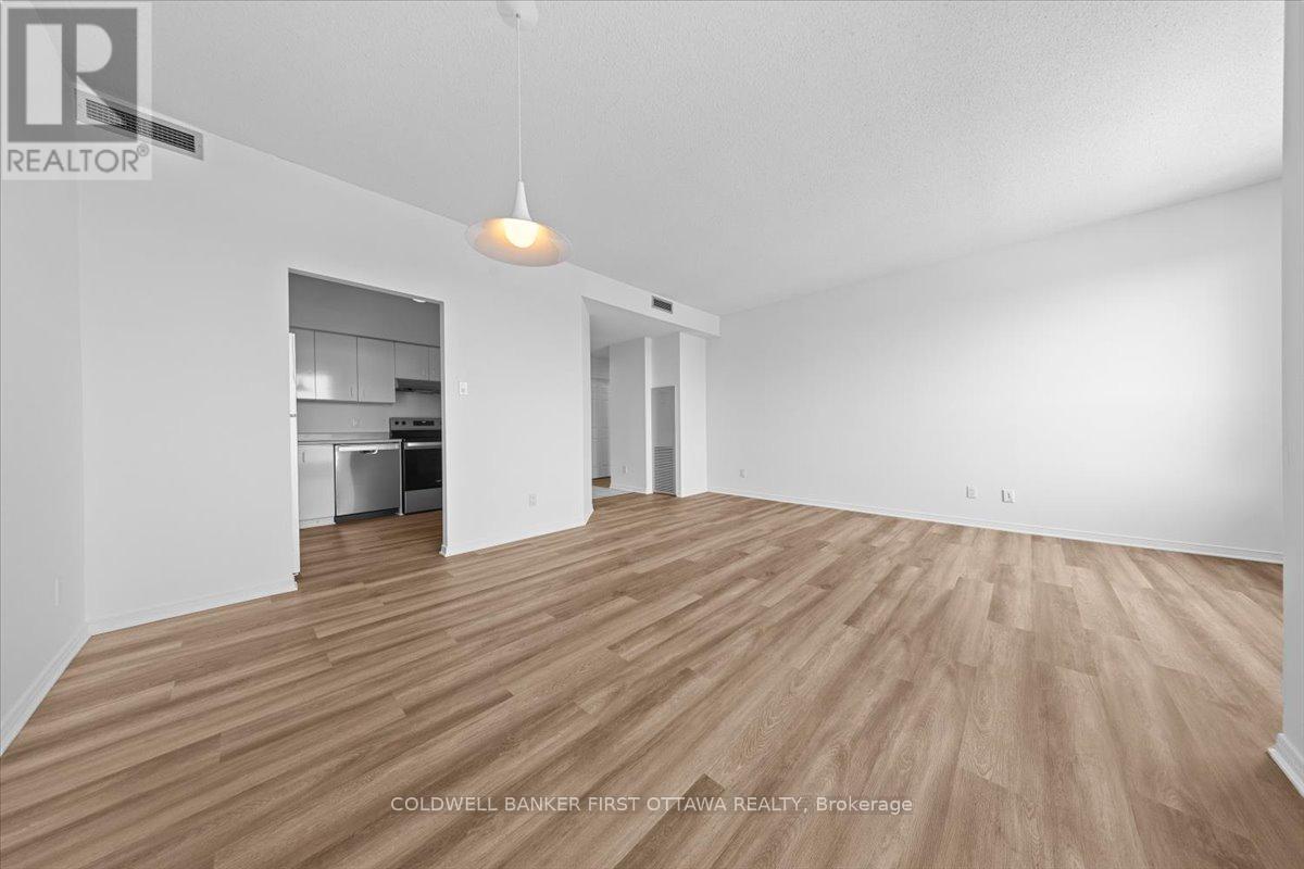 1403 - 215 Parkdale Avenue, Ottawa, Ontario  K1Y 4T8 - Photo 15 - X12847512