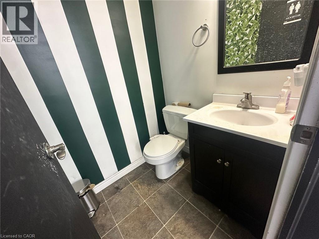 36 Charing Cross Street, Brantford, Ontario  N3R 2H2 - Photo 16 - 40806789