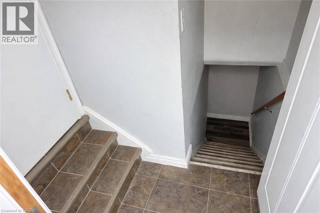 36 Charing Cross Street, Brantford, Ontario  N3R 2H2 - Photo 19 - 40806789