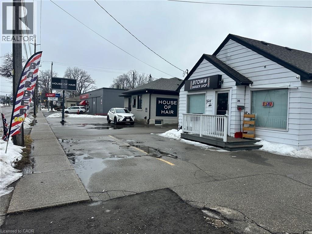 36 Charing Cross Street, Brantford, Ontario  N3R 2H2 - Photo 3 - 40806789