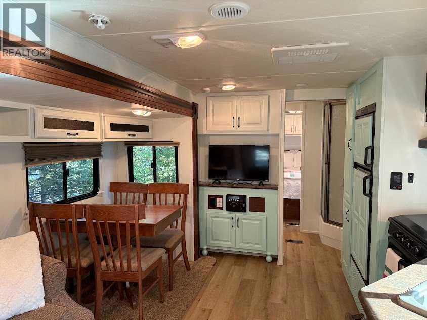 15 Timber Drive, 27 5230 Highway, Rural Mountain View County, Alberta  T0M 1X0 - Photo 4 - A2283881