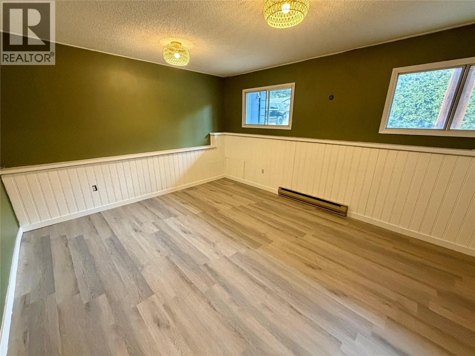 606 Spruce Street, Sicamous, British Columbia  V0E 2V0 - Photo 29 - 10375486