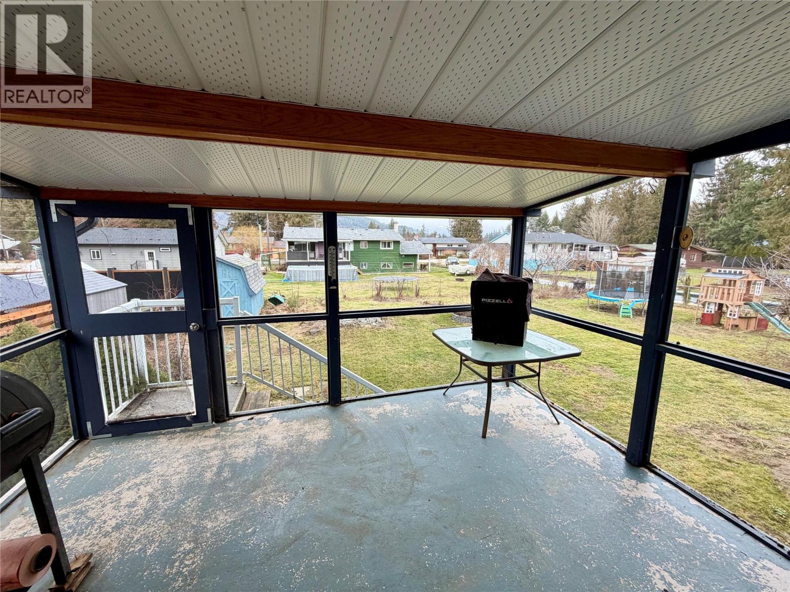 606 Spruce Street, Sicamous, British Columbia  V0E 2V0 - Photo 43 - 10375486