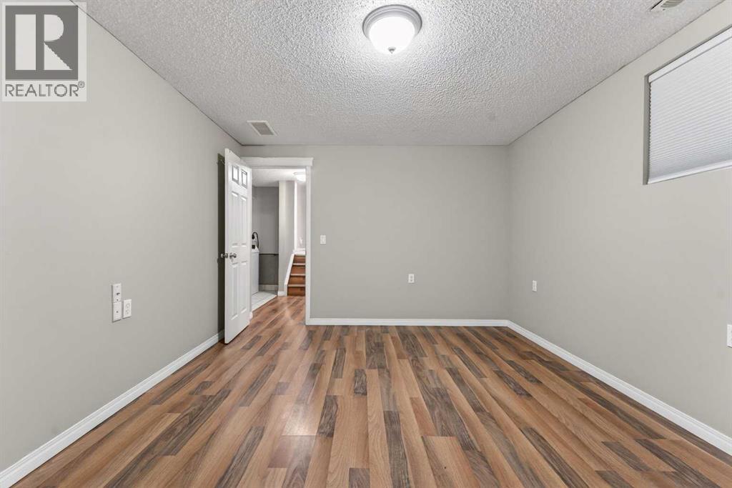 87 Saddlebrook Gardens Ne, Calgary, Alberta  T3J 5m5 - Photo 35 - A2285938