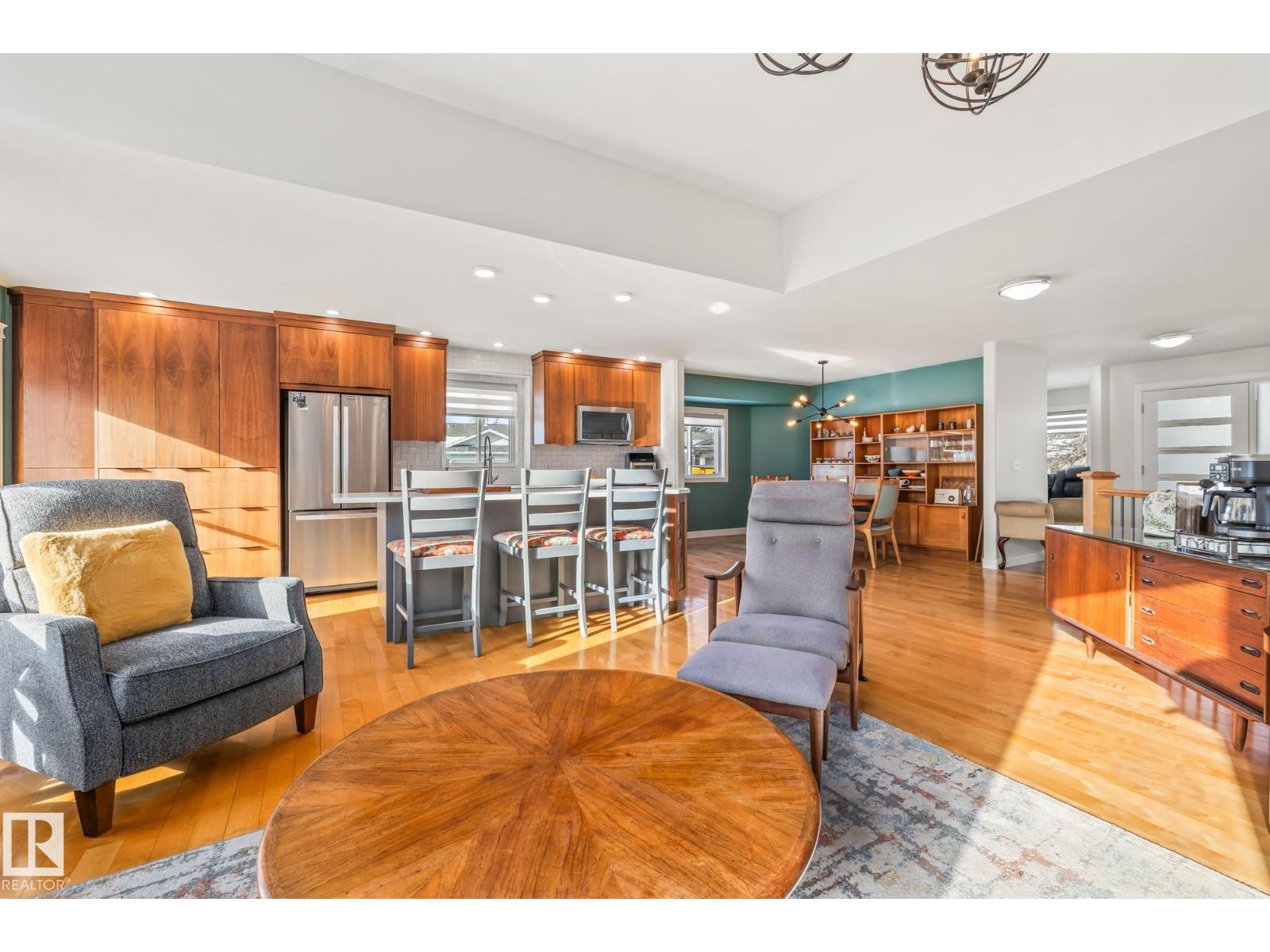 203 Bancroft Cl Nw, Edmonton, Alberta  T5T 6B5 - Photo 12 - E4476042