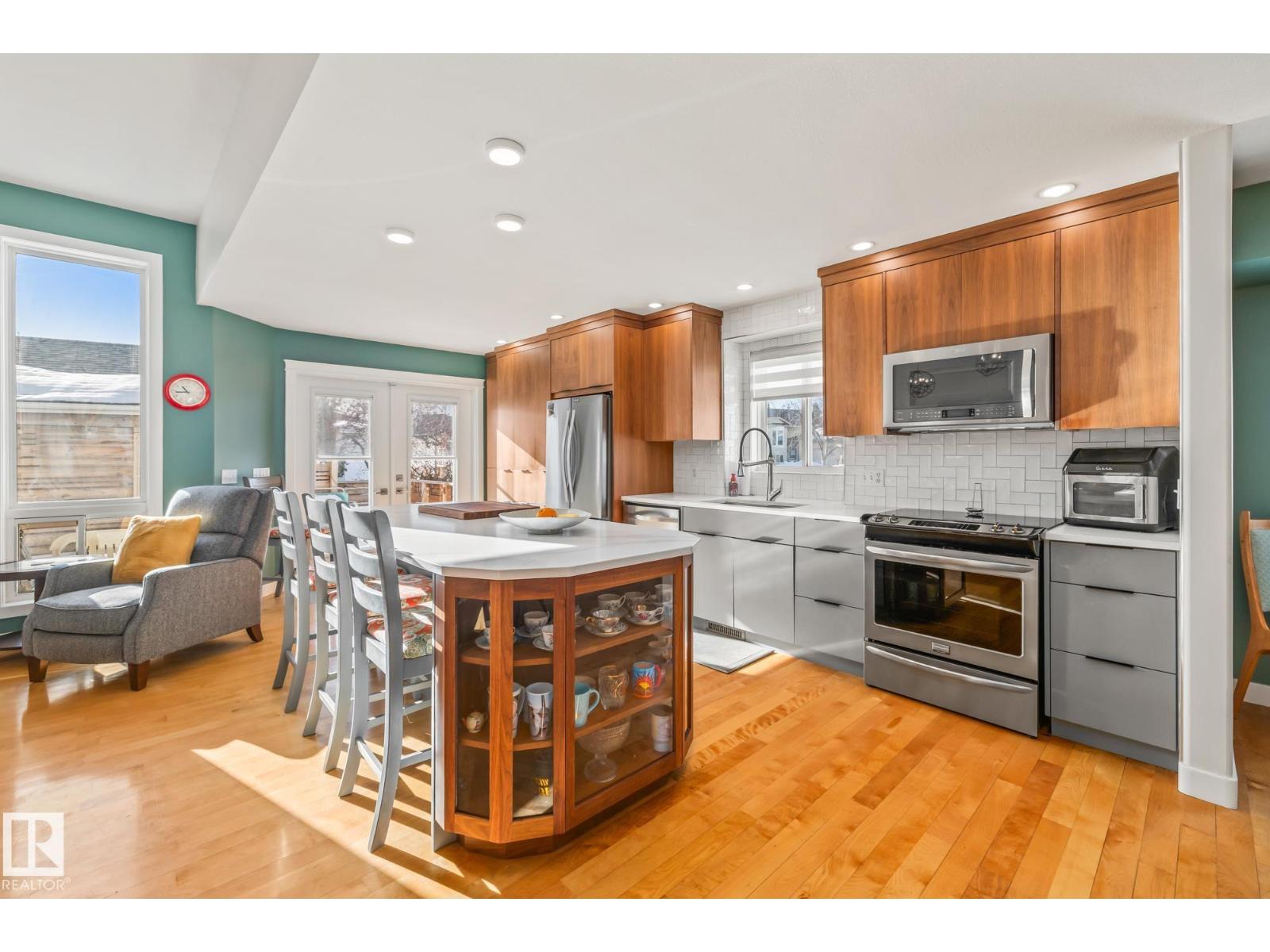 203 Bancroft Cl Nw, Edmonton, Alberta  T5T 6B5 - Photo 5 - E4476042