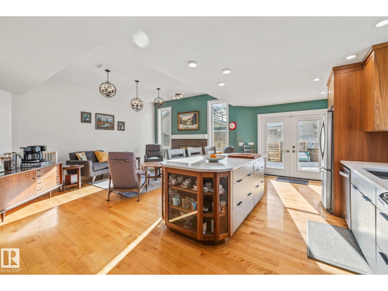 203 Bancroft Cl Nw, Edmonton, Alberta  T5T 6B5 - Photo 6 - E4476042