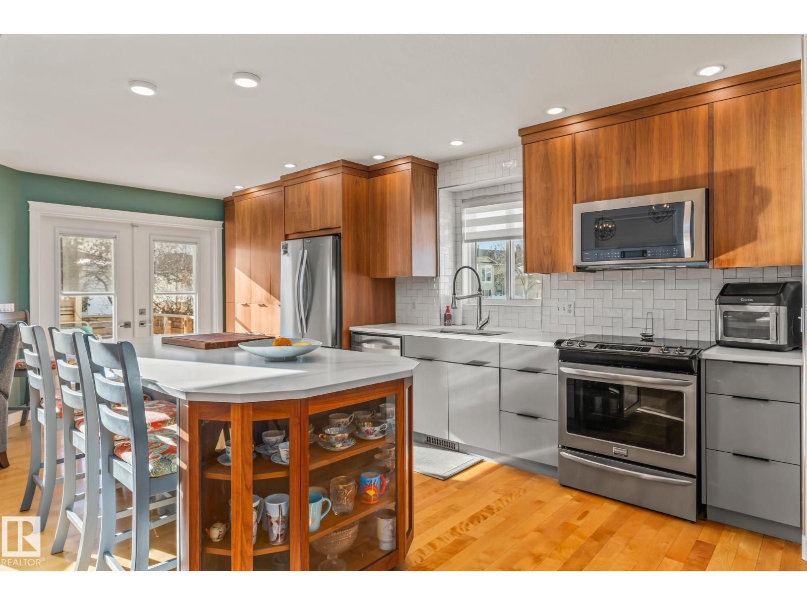 203 Bancroft Cl Nw, Edmonton, Alberta  T5T 6B5 - Photo 7 - E4476042