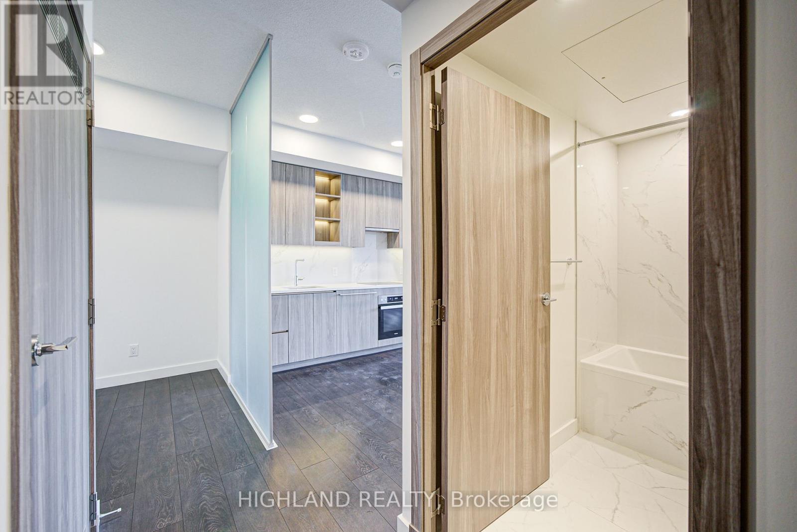 608 - 25 Mcmahon Drive, Toronto, Ontario  M2K 0J1 - Photo 4 - C12850384