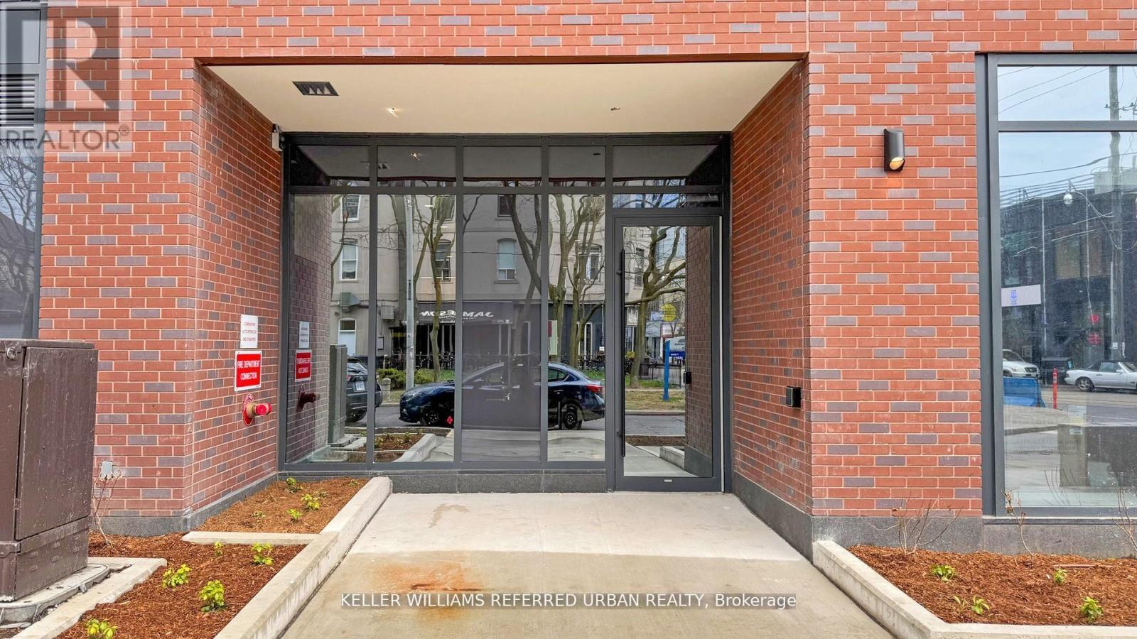 606 - 5 Lakeview Avenue, Toronto, Ontario  M6J 0H3 - Photo 4 - C12850422