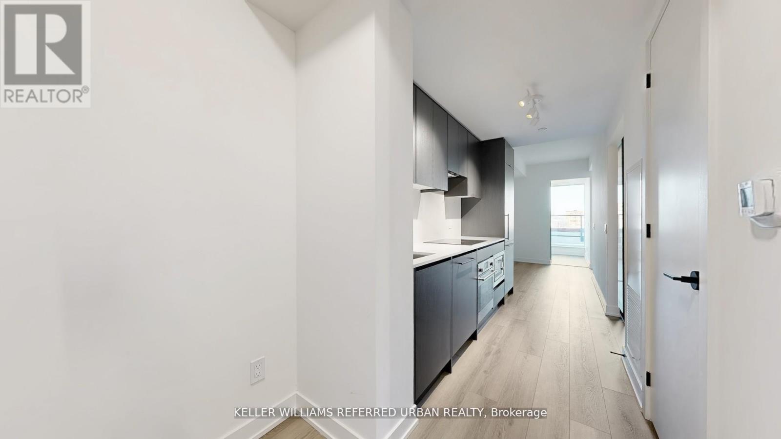 606 - 5 Lakeview Avenue, Toronto, Ontario  M6J 0H3 - Photo 9 - C12850422