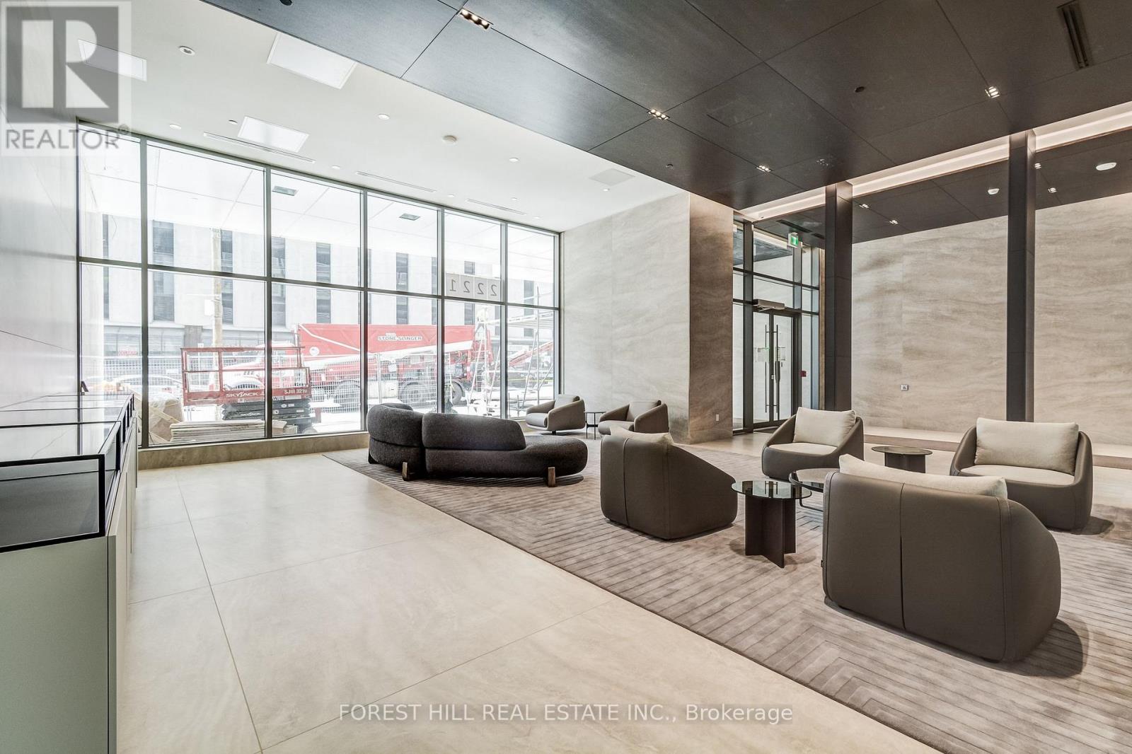 4301 - 2221 YONGE STREET Toronto (Mount Pleasant West), ON M4S 2B4