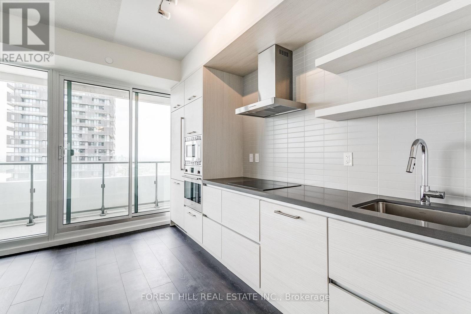 4301 - 2221 YONGE STREET Toronto (Mount Pleasant West), ON M4S 2B4