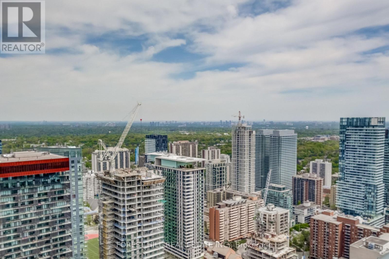 4301 - 2221 YONGE STREET Toronto (Mount Pleasant West), ON M4S 2B4